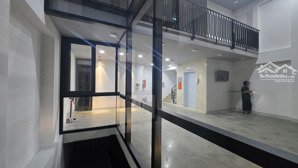 nhà mặt tiền 9m khu trung tâm tân bình 500m2, 7 tầng, 85 triệu.