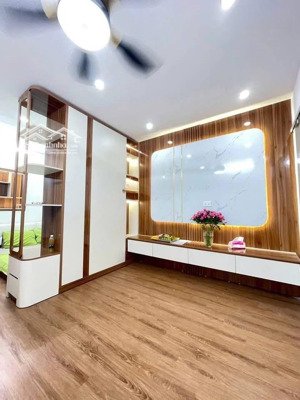 chỉ hơn 4 tỷ sở hữu ngay căn hộ 3 ngủ - đẹp lung linh như khách sạn 90m2 - 3 ngủ + vs /giá 4,2 tỷ