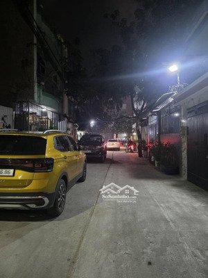 bán nhà hxh 6m, kinh dương vương, 70m2, giá nhỉnh 6 tỷ,có sẵn dòng tiền, bình trị đông, bình tân