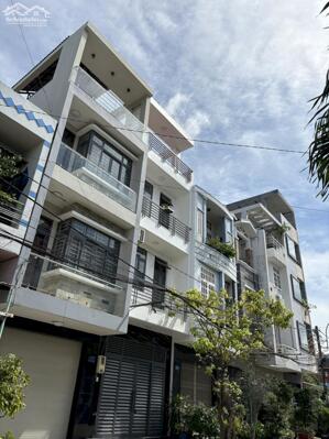 KHU VIP - NHÀ 3 TẦNG - HẺM NỘI BỘ AN NINH 8M - 80M2 - 10 TỶ