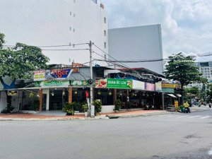 cho thuê nhà 2 mặt tiền ngã ba b84 bạch đằng, quận tân bình, 288m2x2 tầng, khu vực sầm uất