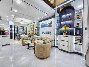 cần bán khách sạn 4 * đường lý thái tổ - hội an , đà nẵng