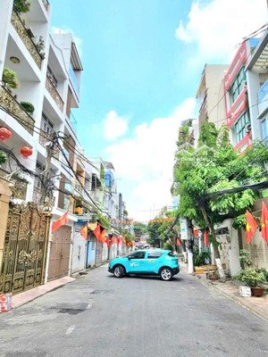 bán nhà riêng 10,7 tỷ, 62m2, 3pn + 3wc tại hoàng hoa thám, p12, tân bình, hcm, giá cực chất -