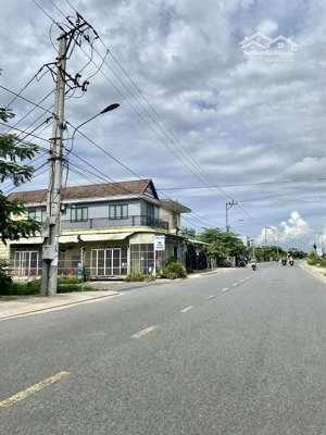 đất biệt thự vườn 450m2 - view sông - cách hội an 5km - tách sẵn sổ 3 lô. giá 7xx/ lô