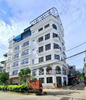 siêu phẩm định công _lô góc_ô tô tránh _full nội thất_70m_8 tầng