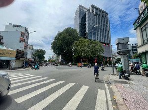 cho thuê nhà mặt tiền đường đinh tiên hoàng p.ddakao quận 1.