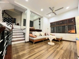 siêu phẩm nhà dân mễ trì từ liêm 40m2