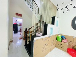 mặt tiền lê sao - 57m2 công nhận đủ - 2 tầng 3pn - chính chủ lâu đời - khu hiếm nhà bán