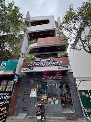 siêu phẩm nhà phố vcn phước hải, 4 tầng, thang máy, gần tố hữu chỉ 25 tỷ