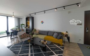 bán căn 3pn, cạnh aeon long biên, có slot để xe ô tô, gần aeon long biên, hà nội. miễn trung gian