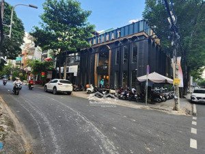 cho thuê nhà mặt tiền ngô đức kế, bến nghé, quận 1. vị trí đẹp trung tâm.