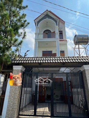 bán nhà hẻm 322 huỳnh văn luỹ phường phú lợi 