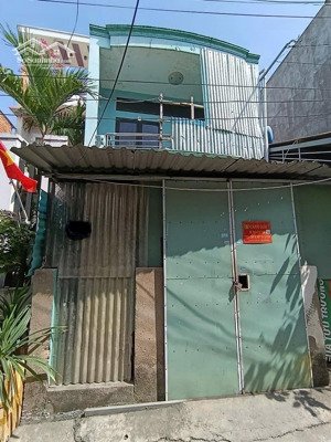 bán nhà diện tích khủng gần 100m2 nhà vuông vức ngay trung tâm q8 hẻm xe hơi