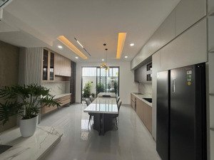 bán nhà mới gói 7 kđt mỹ gia, thiết kế hiện đại. giá bán: 7,8tỷ. lh: ánh