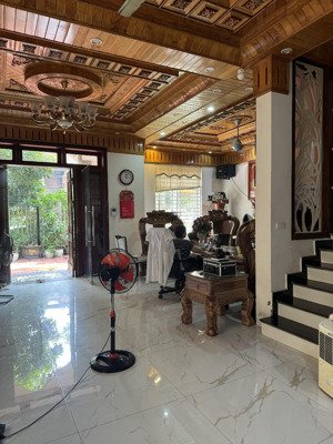 chính chủ bán gấp biệt thự lô góc siêu vip tại khu dự án đồng xép, bắc ninh, giá đầu tư !