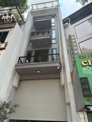 lõi đống đa - 45m - 5t thang máy - 15tỷ - mt 3.5m - lô góc 2 thoáng - ô tô - hàng xóm văn miếu