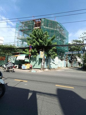 bán nhà góc 2 mặt tiền đường phan huy ích, dt 15*26m, hầm 7tầng, vị trí đắc địa, kd rất sầm uất