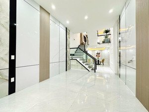 nhà đang cho thuê 8triệu/tháng tại đ.hai bà trưng, đông hòa, dĩ an, bình dương mà giá chỉ 1tỷ550