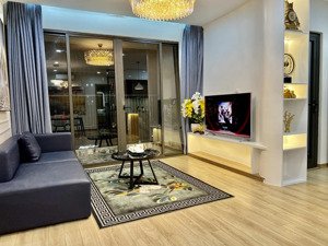 (chính chủ) bán căn 3pn 2wc 99m2, ban công đông nam, nhà đẹp, sổ đỏ cc. giá 6,9 tỷ eco dream