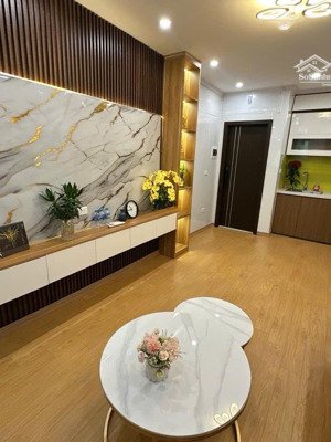 chỉ 3. x tỷ sở hữu chtt trung tâm đống đa! - nội thất full đẹp - xách vali về ở