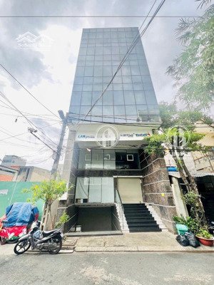 building ngay cộng hòa , phường 13, quận tân bình - tòa nhà ngay ga t3, 8x19, hầm 5 lầu chỉ 37.9 tỷ