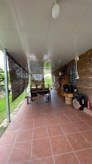 nhà vườn 2 mặt tiền đẹp, vườn cây ăn trái, thiết kế đẹp, khu dân cư. 2000m2. giá 9,6 tỷ tl