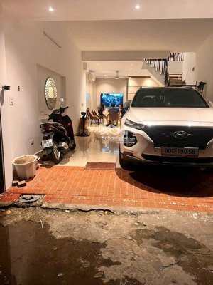 bán gấp lô góc p bạch mai, ngõ ô tô tránh, kinh doanh. dt 60m2 - mt 6m. giá 23 tỷ.