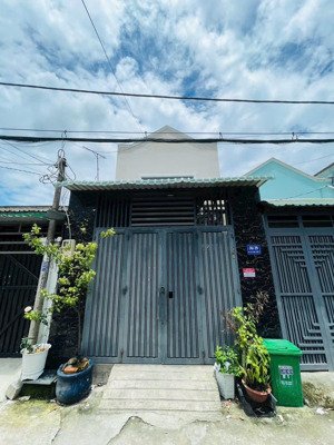 nhà 1 lửng hẻm thông 5m đường tx24 gần mt tô ngọc vân - ngã tư ga. dt. 4m x 12m . giá tốt quận 12