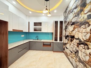 nhà xây mới 2025 - nguyễn văn đậu đoạn giao phan đăng lưu, p. gia định - hẻm xe hơi gần mặt tiền