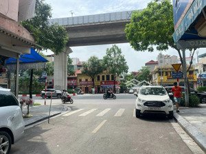 siêu nhà đẹp hà đông - phố ô tô- kinh doanh sầm uất đa dạng - vị trí siêu đẹp