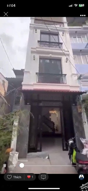 chính chủ cần bán nhà mới hẻm xe hơi ngay chợ bà chiểu diên hồng - bình thạnh.đang cho thuê 25tr.