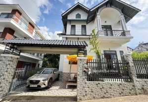bán villa nam hồ phường 11 đà lạt 12tỷ