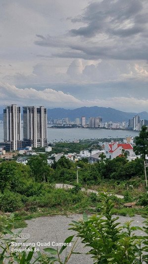 bán đất biệt thự mặt tiền phạm văn đồng, kđt mới vĩnh hòa, nha trang. dt 291 m2 đường 26m giá 65 tr