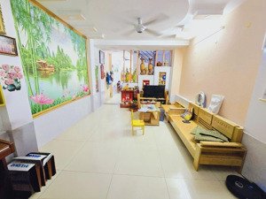 đỗ xuân hợp - 3 tầng cực đẹp - 3pn - khu phân lô- ngay chợ 339 - phước long b - nhỉnh 7 đồng