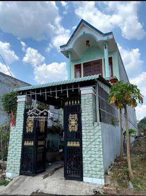 hàng hiếm- nhỉnh 4 tỷ - 2 tầng 99m2 - hxh 6m ngay sau chợ đông hoà làng đại học quốc gia tp hcm