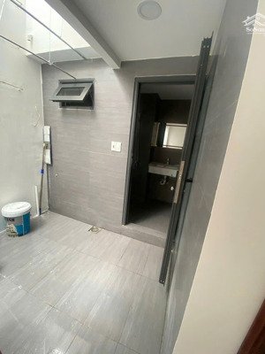 bán nhà 3 tầng mặt tiền khúc thừa dụ phường nam nha trang