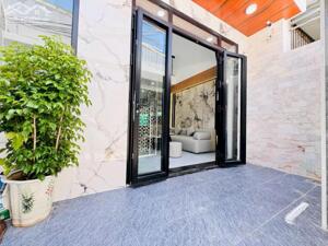 BÁN NHÀ KIỆT TÔN ĐẢN _ 2 TẦNG, 68 M², 3PN _ GIÁ 3.6 TỶ