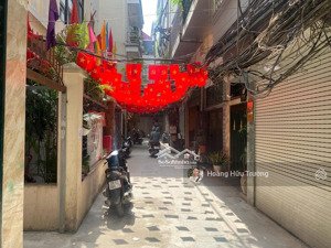 bán nhà phố đội cấn dt 35m2 4 tầng - ngõ thông - 2 thoáng. nhà đẹp ở ngay!!!