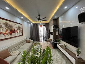 phú diễn nhà đẹp ở ngay 56m x 5t, sát phố, ô tô vào nhà chỉ 9,85 tỷ