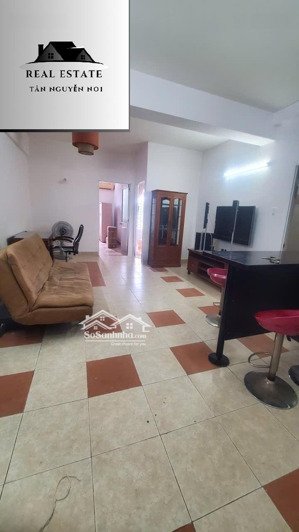 chung cư nguyễn ngọc phương , 2pn 2wc , dtsd 68m2.