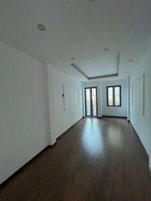 nhà 5 tầng yên lũng,an khánh, dt 38.5m2