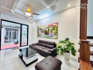 bán nhà phường minh khai, bắc từ liêm 40m2, xây 4t, gần ô tô, sổ đỏ, ở ngay, có thương lượng
