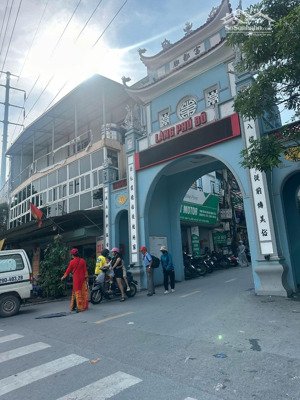 bán nhà 7 tầng mặt phố phú đô, ntl, hn. dt 85m2, mt 5m iá nhỉnh 23 tỷ thang máy, oto đỗ cửa, víp.