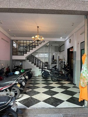 toà căn hộ 10 phòng trung tâm hải châu ngay biển nguyễn tất thành giá chỉ 6,99 tỷ