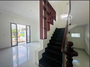 nhà đẹp phú mỹ 3 pn hướng đông bắc nhà mặt phố, mặt tiền 7,5 tỷ 250 m² tặng nội thất