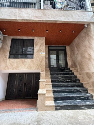 lô góc - gần phố - dòng tiền - nhà đẹp