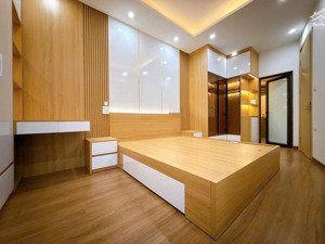 bán siêu phẩm gần thanh hà thang máy nk-dòng tiền - full nội thất-ô tô đỗ cửa, 6tx50m2 chỉ 7.x tỷ