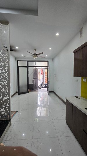 bán gấp nhà 5 tầng 32m2 minh khai, hai bà trưng ngõ 3 gác thông, ô tô đỗ cách 20m 6.5 tỷ