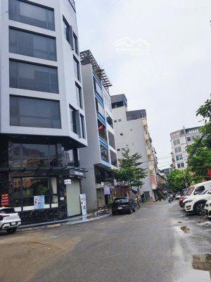 chính chủ đất ngõ 570 kom giang phân lô vỉ hè,kd đa dạng với dt80m,mặt tiền 5m giá 24tỷ :0396969968