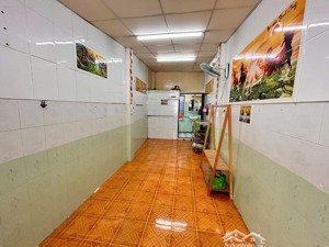 cần cho sinh viên nữ thuê phòng đường vĩnh viễn quận 10, toilet riêng, lối đi riêng